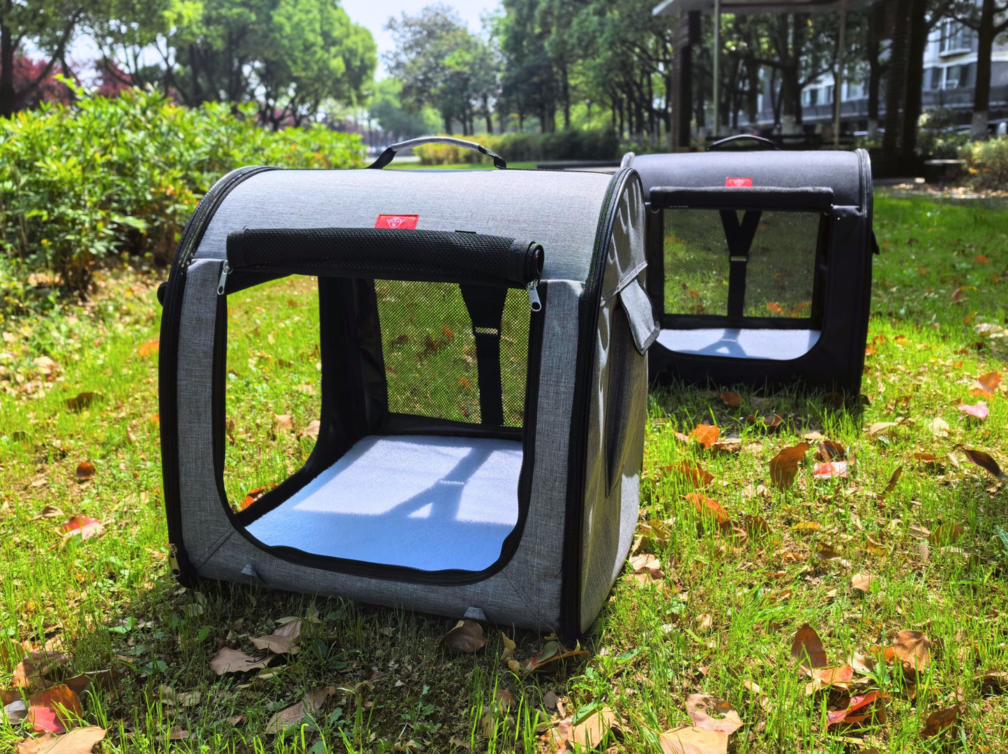 BEST SELLER: DOUBLE & SINGLE TRAVEL KENNEL!